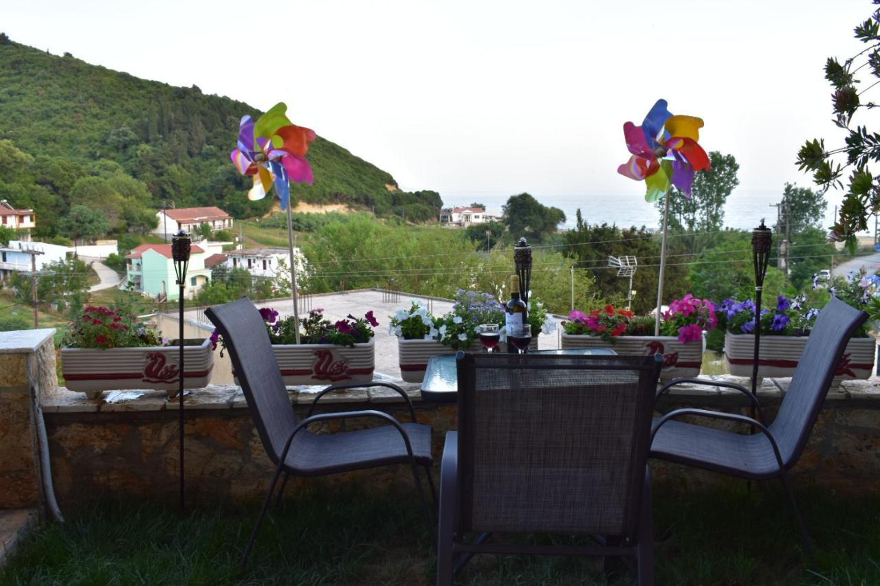 Ferienwohnung Mamas Reas Kato Spilaion Exterior foto
